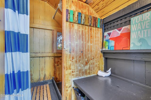 210 Roosevelt Avenue, Avon-by-the-sea, NJ 07717