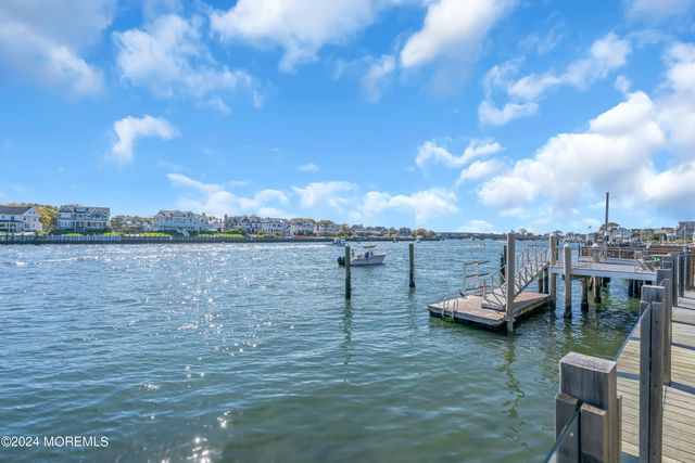 210 Roosevelt Avenue, Avon-by-the-sea, NJ 07717