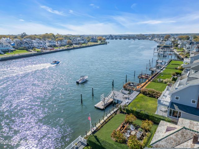 210 Roosevelt Avenue, Avon-by-the-sea, NJ 07717