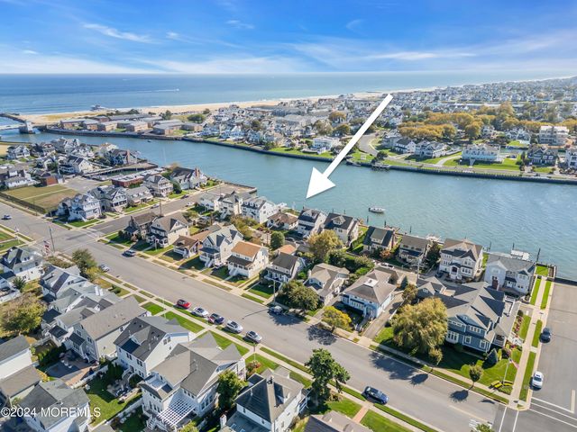 210 Roosevelt Avenue, Avon-by-the-sea, NJ 07717