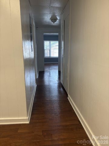 1025 Gaston Avenue, Gastonia, NC 28052