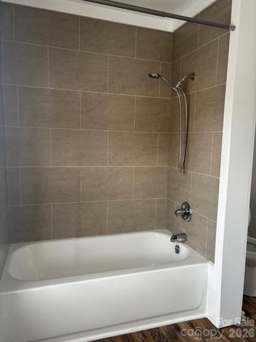 1025 Gaston Avenue, Gastonia, NC 28052