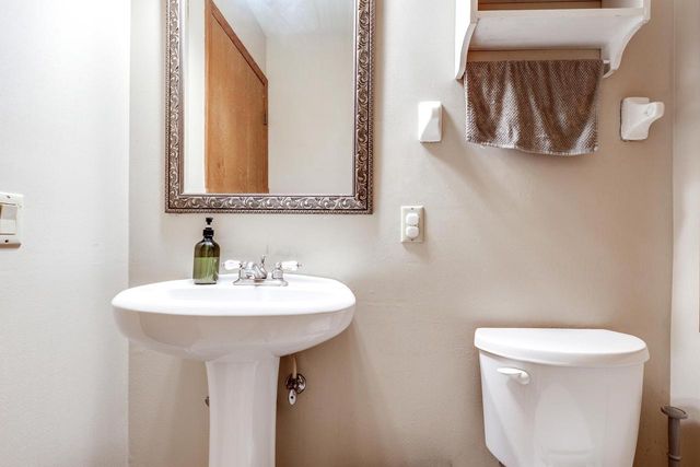 8 Westover Court, Madison, WI 53719