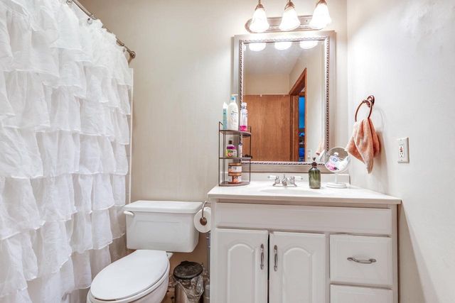 8 Westover Court, Madison, WI 53719