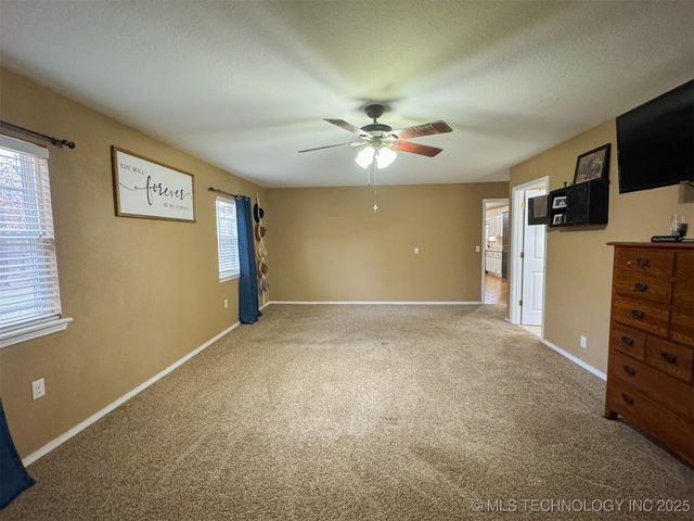 26204 S 532 Road, Park Hill, OK 74451