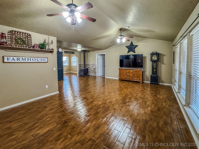 26204 S 532 Road, Park Hill, OK 74451