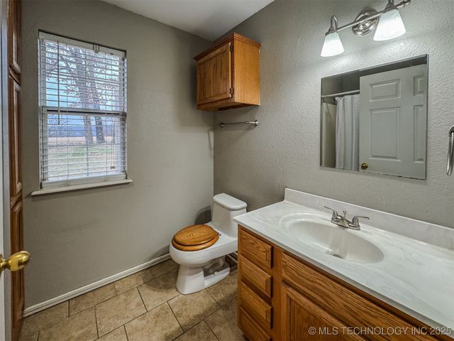 26204 S 532 Road, Park Hill, OK 74451