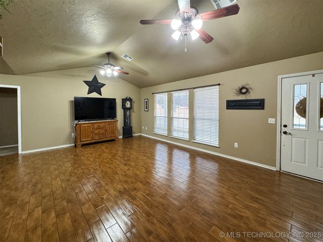 26204 S 532 Road, Park Hill, OK 74451