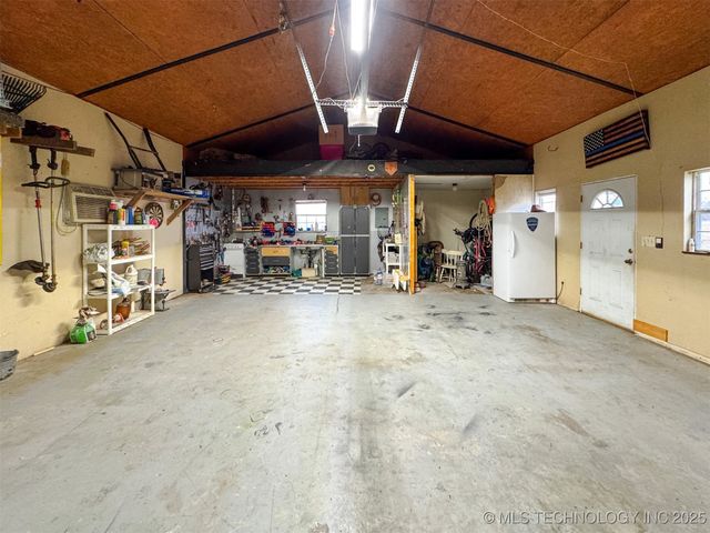 26204 S 532 Road, Park Hill, OK 74451