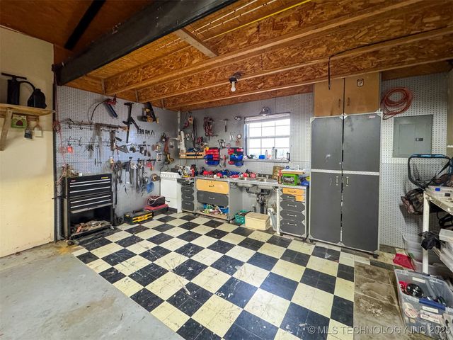 26204 S 532 Road, Park Hill, OK 74451