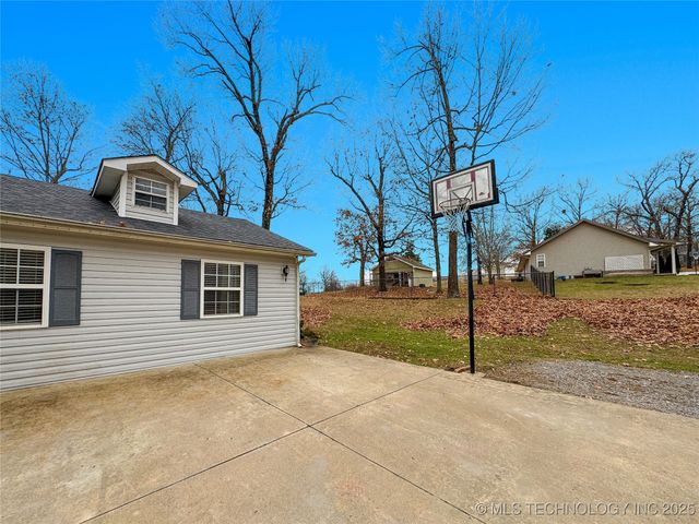 26204 S 532 Road, Park Hill, OK 74451