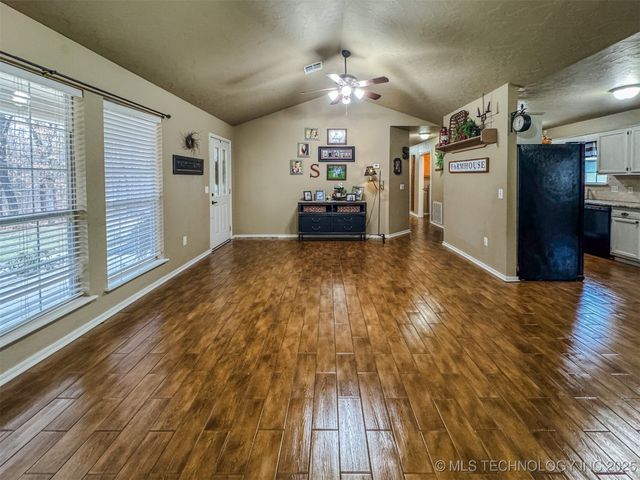 26204 S 532 Road, Park Hill, OK 74451