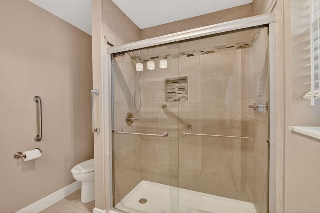 856 A Salem Lane, Lake Worth, FL 33467