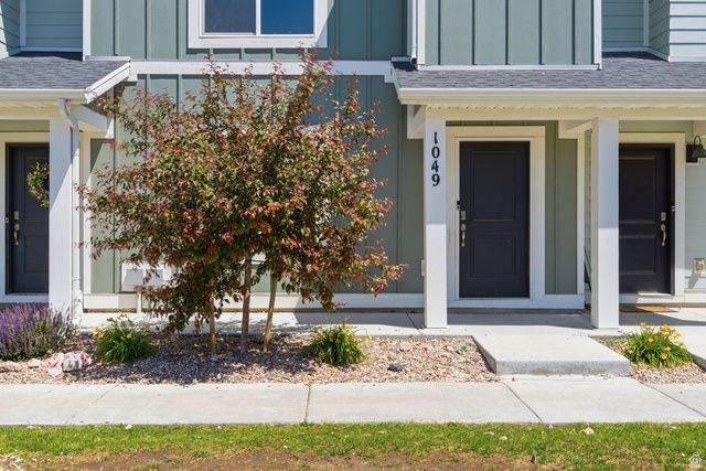 1049 E REGATTA LN, Saratoga Springs, UT 84045