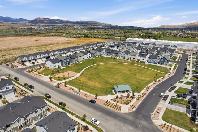 1049 E REGATTA LN, Saratoga Springs, UT 84045