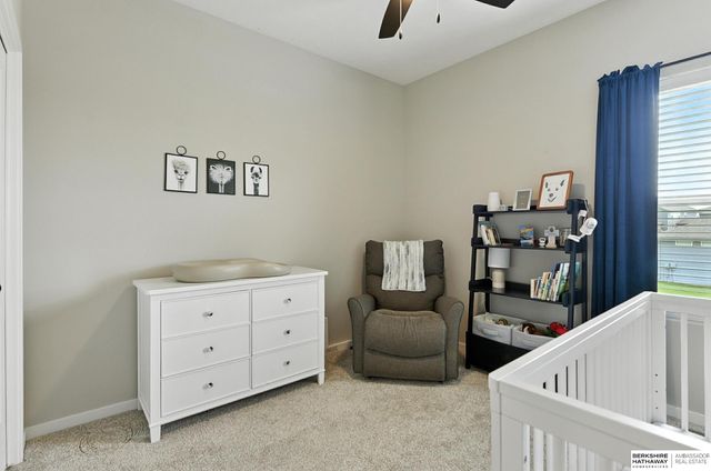 9710 S 184th Street, Omaha, NE 68136