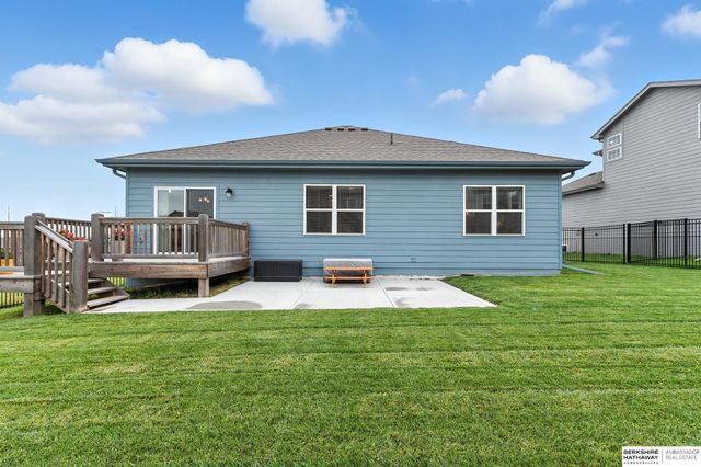 9710 S 184th Street, Omaha, NE 68136