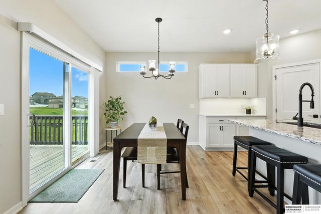 9710 S 184th Street, Omaha, NE 68136