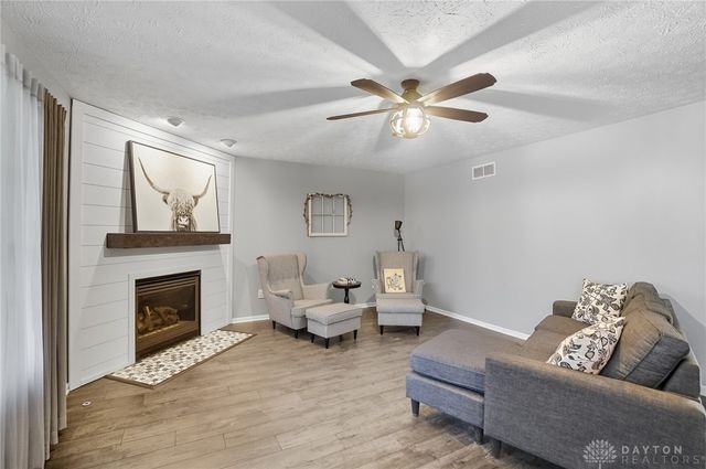 308 Sagebrush Drive, Englewood, OH 45315