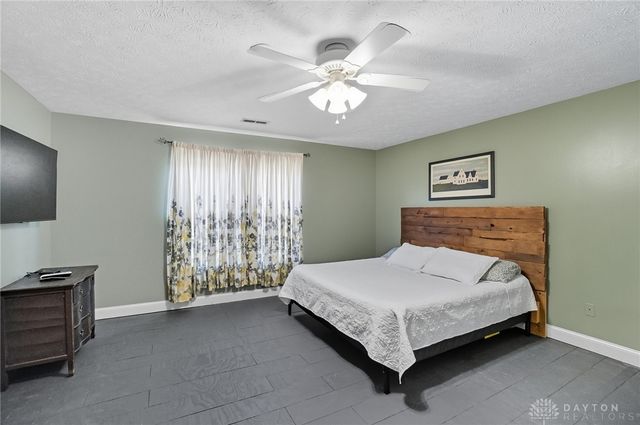 308 Sagebrush Drive, Englewood, OH 45315