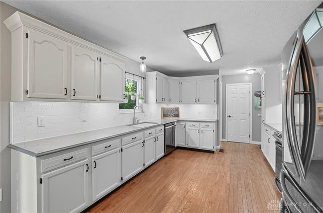 308 Sagebrush Drive, Englewood, OH 45315