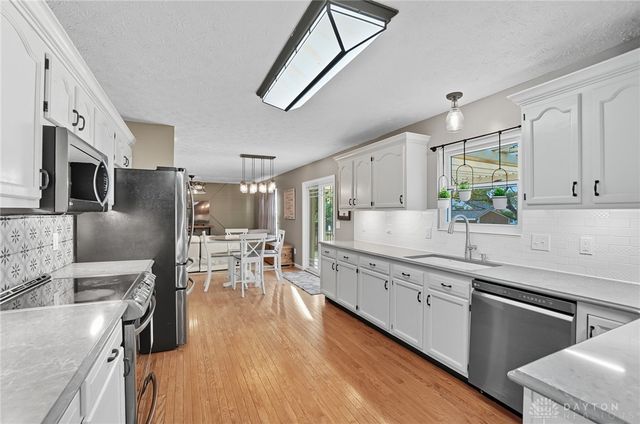 308 Sagebrush Drive, Englewood, OH 45315