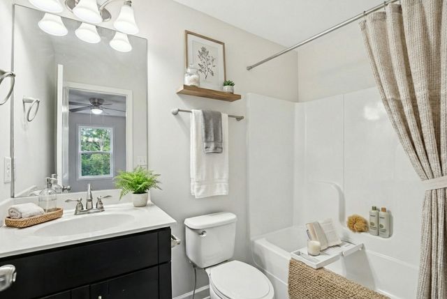 303 Cedar Hollow Ct, Lebanon, TN 37087