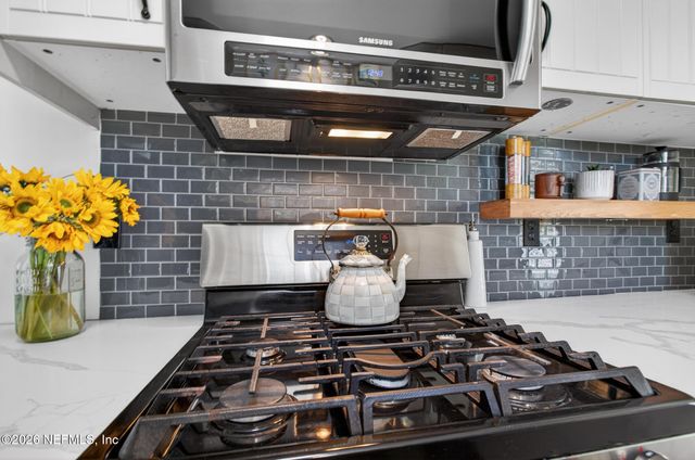 1528 BELMONTE Avenue, Jacksonville, FL 32207