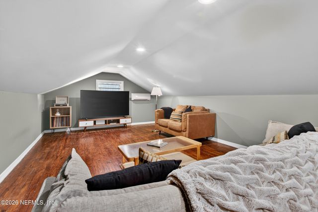 1528 BELMONTE Avenue, Jacksonville, FL 32207