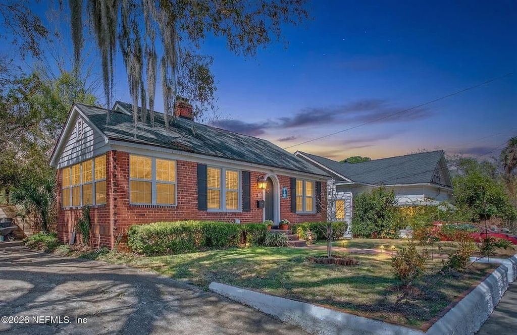 1528 BELMONTE Avenue, Jacksonville, FL 32207