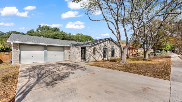 7331 Crownpiece, San Antonio, TX 78240
