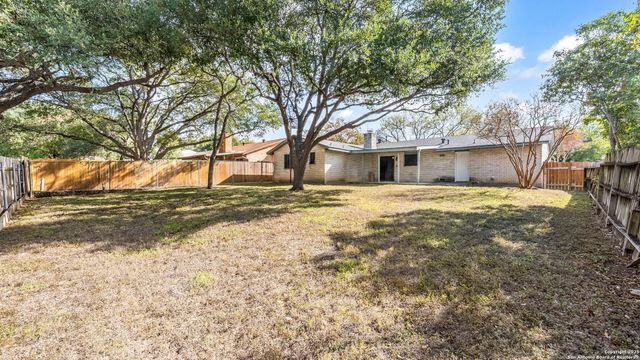 7331 Crownpiece, San Antonio, TX 78240