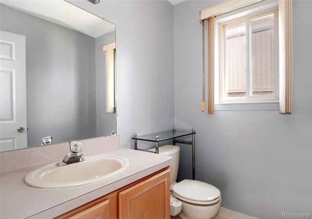 46158 Duke Drive, Chesterfield Township, MI 48051