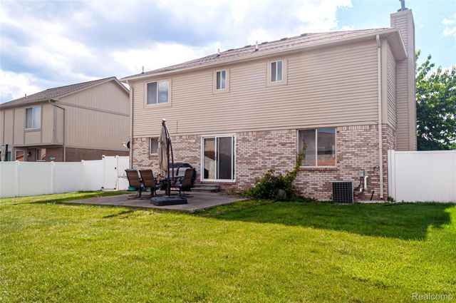 46158 Duke Drive, Chesterfield Township, MI 48051