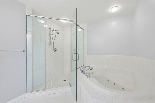 100 Lakeview Ave, Mansfield, MA 02048