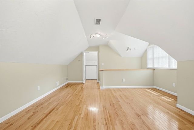 100 Lakeview Ave, Mansfield, MA 02048