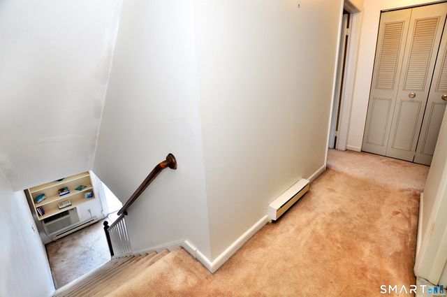 10 Massaco Street R, Simsbury, CT 06070