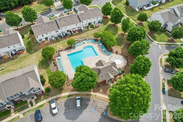 11961 Stratfield Place Circle, Pineville, NC 28134