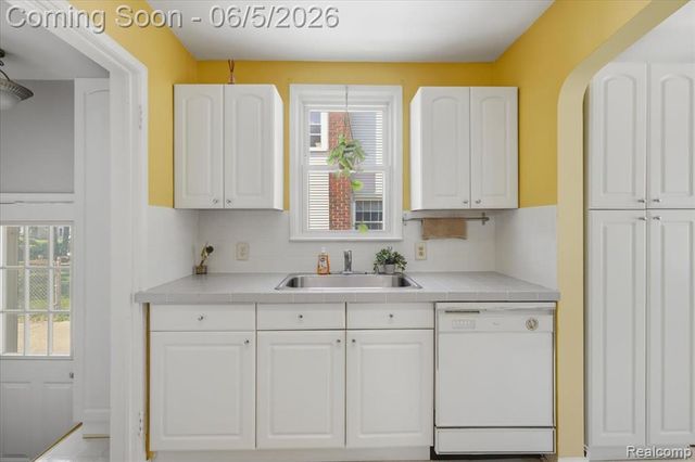 1959 Cass Boulevard, Berkley, MI 48072