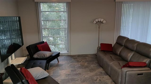 1719 NW 23RD AVENUE 4A, Gainesville, FL 32605