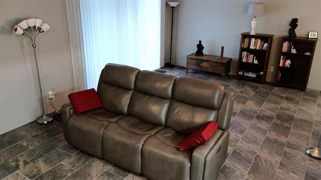 1719 NW 23RD AVENUE 4A, Gainesville, FL 32605