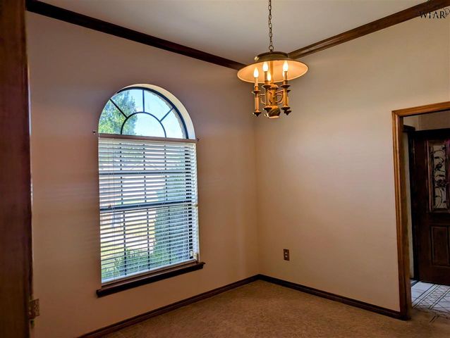 816 SUGARBUSH LANE, Burkburnett, TX 76354