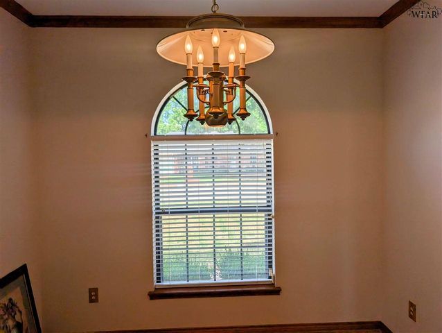 816 SUGARBUSH LANE, Burkburnett, TX 76354