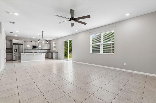 9235 FREEDOM HILL DRIVE, Seffner, FL 33584