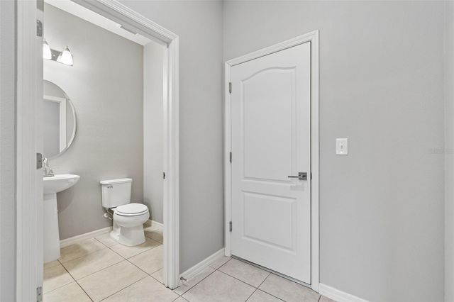 9235 FREEDOM HILL DRIVE, Seffner, FL 33584