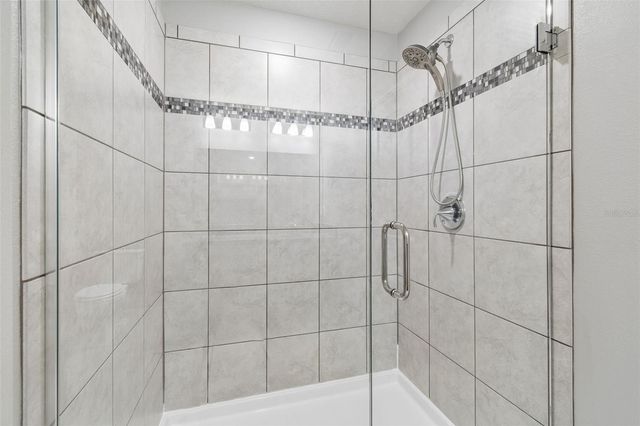 9235 FREEDOM HILL DRIVE, Seffner, FL 33584