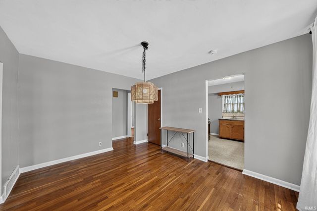 723 W Angela Boulevard, South Bend, IN 46617