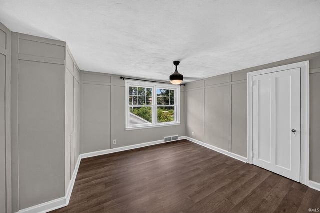 723 W Angela Boulevard, South Bend, IN 46617