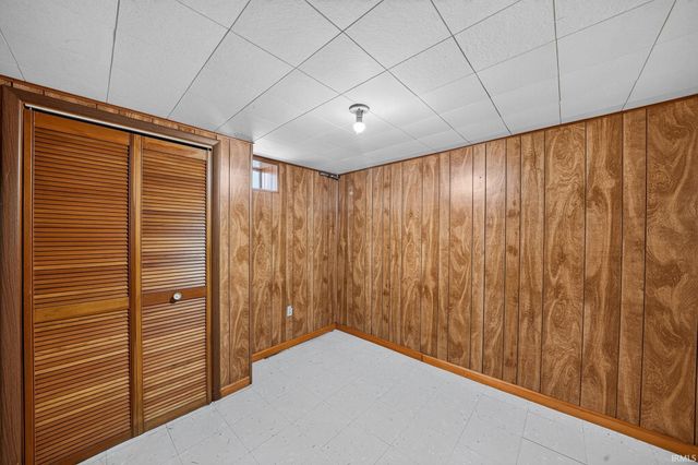 723 W Angela Boulevard, South Bend, IN 46617