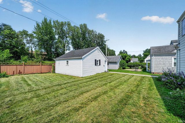723 W Angela Boulevard, South Bend, IN 46617